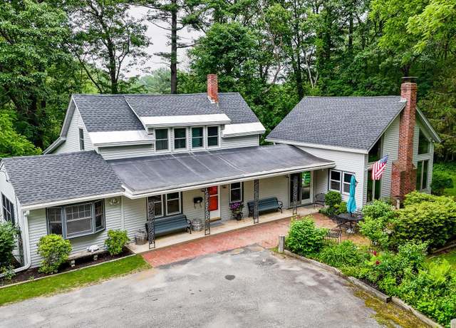 Property at 20 Morse Ave, Nashua, NH 03060, 3 beds, 2 baths