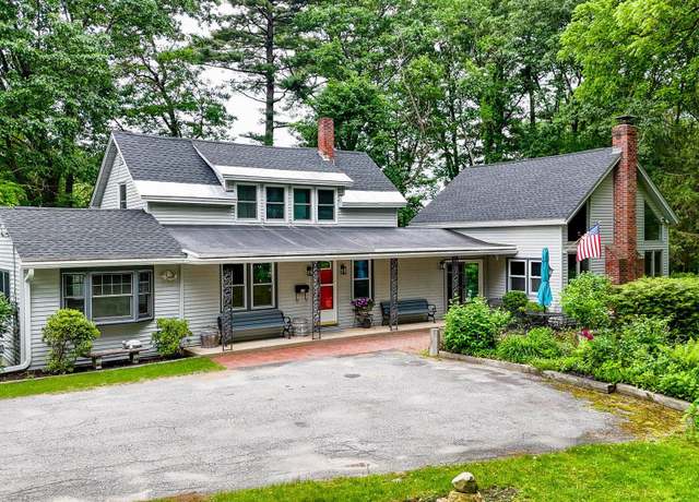 Property at 20 Morse Ave, Nashua, NH 03060, 3 beds, 2 baths