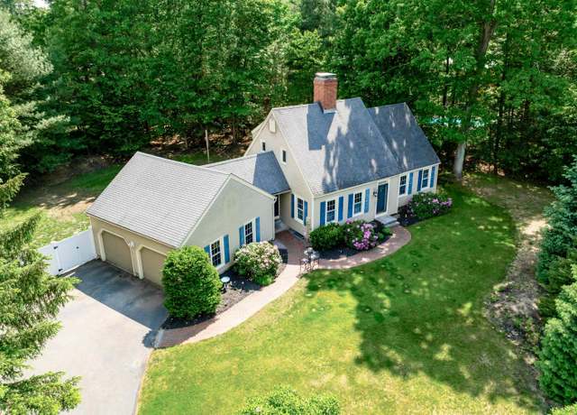 Property at 25 Whittemore St, Bedford, NH 03110, 3 beds, 2.5 baths