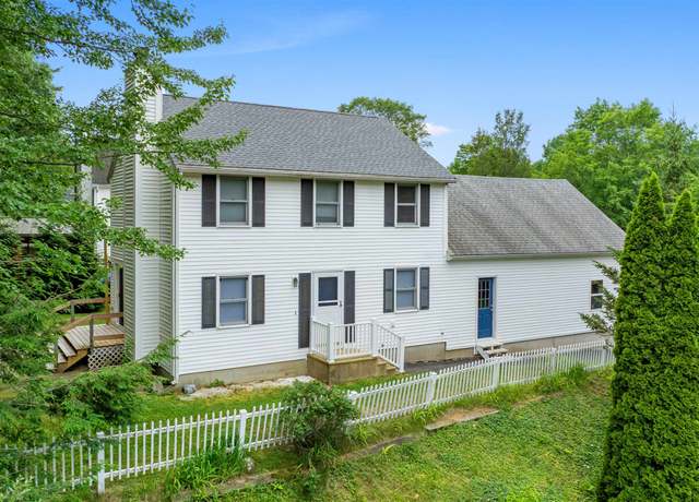 Property at 8 Oak Hill Ln, Exeter, NH 03833, 3 beds, 2 baths