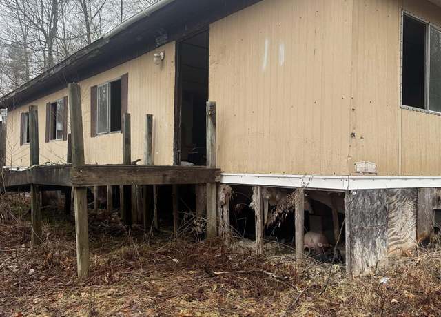 Property at 1413 Lake Dunmore Rd, Leicester, VT 05733