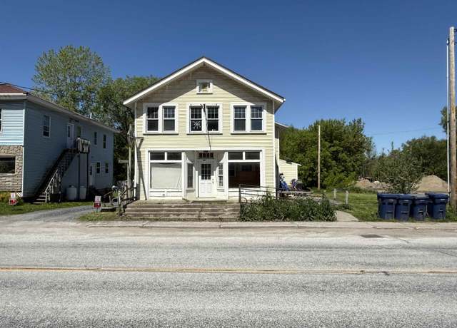 Property at 44 S Main St, Alburgh, VT 05440, 6 beds, 2 baths