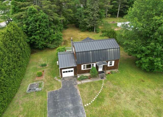 Property at 3 Tanglewood Dr, Essex, VT 05452, 3 beds, 2 baths