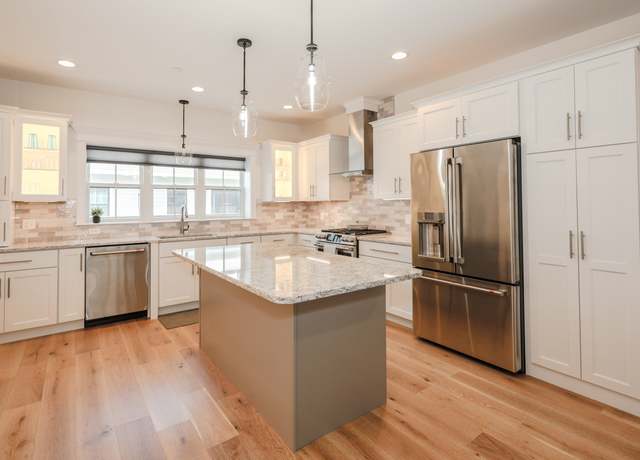 Property at 50 Cate St #13, Portsmouth, NH 03801, 3 beds, 3.5 baths