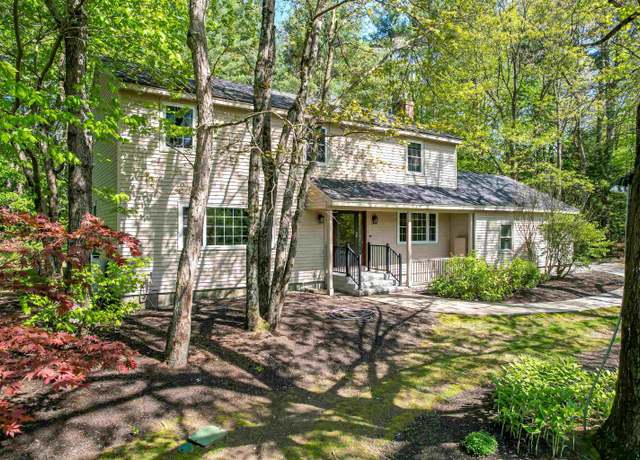 Property at 9 Ministerial Dr, Merrimack, NH 03054, 4 beds, 3 baths