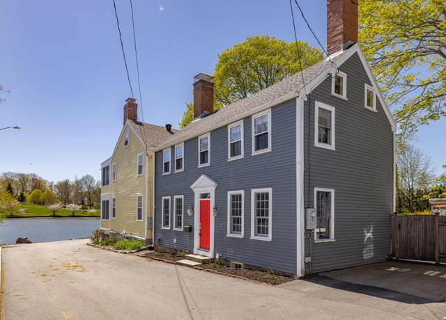 Property at 69 Wentworth St, Portsmouth, NH 03801, 2 beds, 1.5 baths
