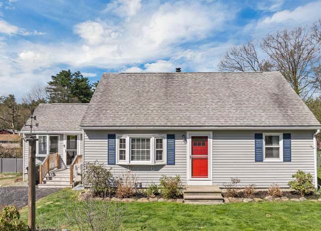 Property at 6 Summit Dr, Hooksett, NH 03106-1526, 4 beds, 2 baths