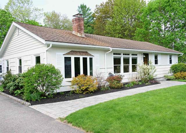 Property at 32 Mountain View Ter, Rye, NH 03870, 3 beds, 2 baths