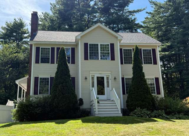 Property at 2 Maple Ave, Hampstead, NH 03841, 3 beds, 3 baths