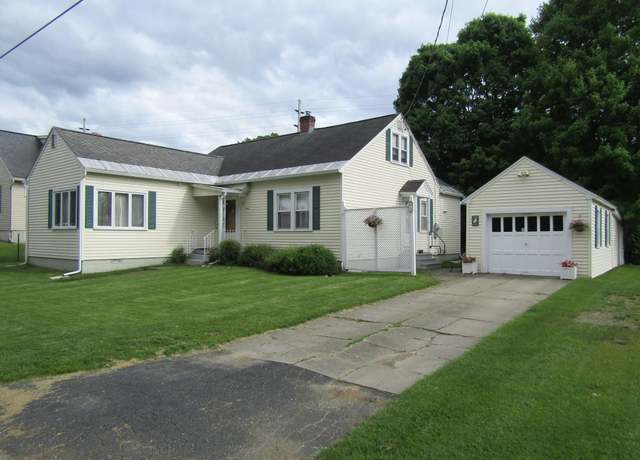 Property at 3 Bosworth St, Swanton, VT 05488, 4 beds, 1 bath