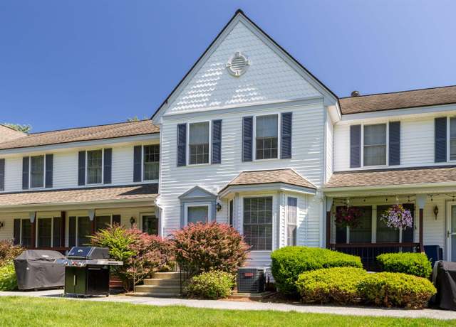 Property at 78 Lochmere Ln #415, Nashua, NH 03063, 2 beds, 1.5 baths