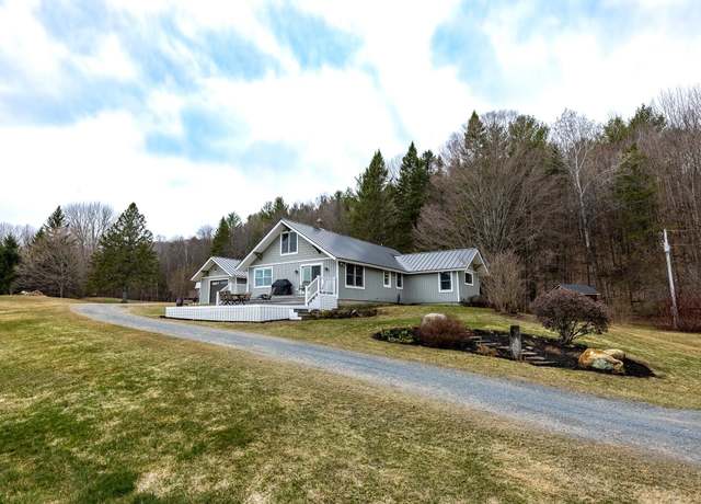 Property at 2733 Cookeville Rd, Corinth, VT 05039, 3 beds, 2.5 baths