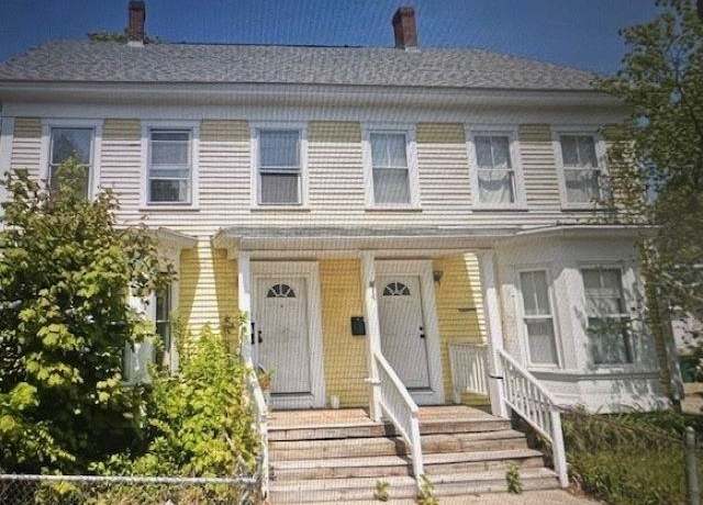 Property at 29-31 Academy St, Rochester, NH 03867, 2 baths