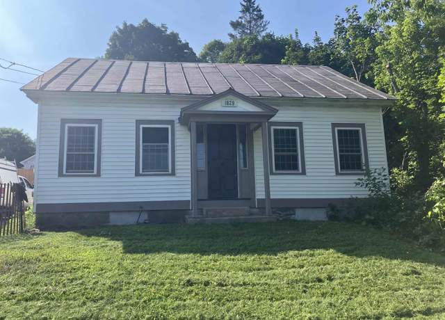 Property at 56 S Pleasant St, Bradford, VT 05033, 4 beds, 2 baths