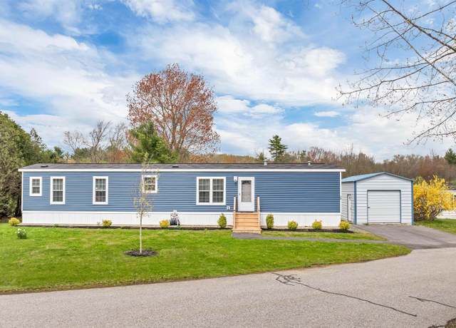 Property at 28 Seabreeze Dr, North Hampton, NH 03862, 2 beds, 2 baths
