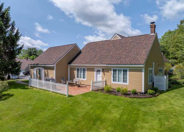 Property at 82 Garden Cir, Laconia, NH 03246, 2 beds, 2 baths