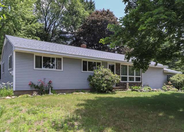 Property at 377 Perley Ave #219, Pembroke, NH 03275, 3 beds, 1 bath