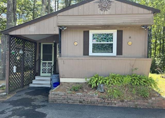 Property at 1 Old Cart Rd, Raymond, NH 03077, 3 beds, 1 bath