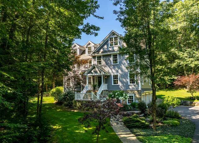 Property at 3 Moore Ln, Exeter, NH 03833, 4 beds, 3.5 baths