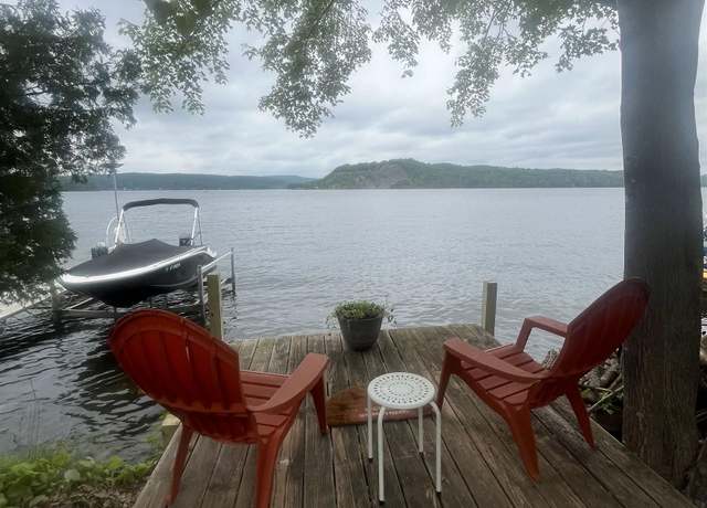 Property at 2940 Route 30, Castleton, VT 05732, 3 beds, 2.5 baths