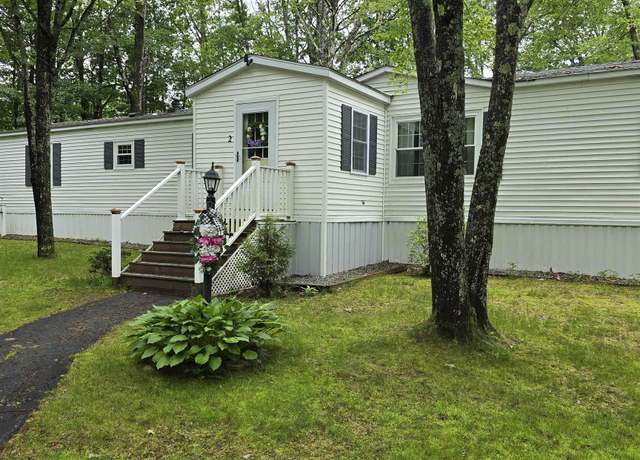 Property at 2 Jefferson Ter, Loudon, NH 03307, 2 beds, 1.5 baths