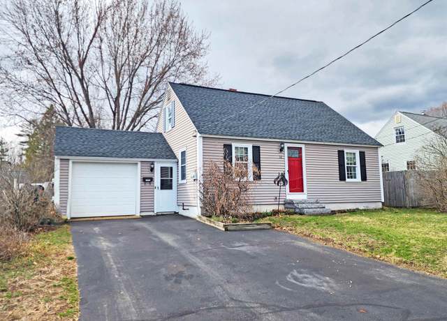 Property at 11 Lyons St, Rochester, NH 03867, 3 beds, 1 bath