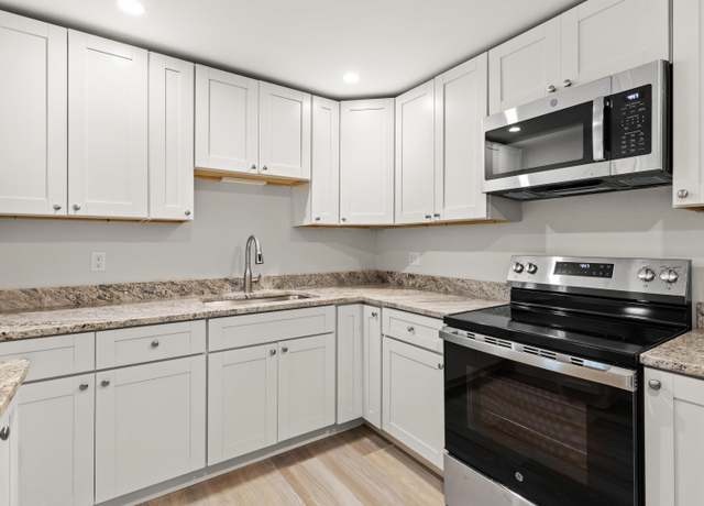 Property at 128 Loudon Rd Unit 34R, Concord, NH 03301, 2 beds, 1 bath