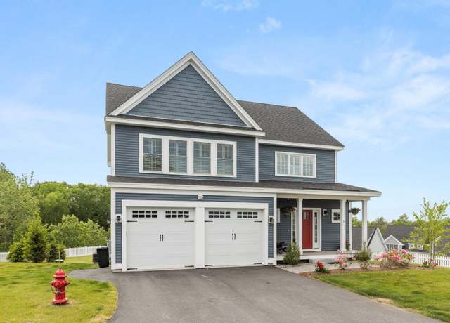 Property at 12 Summit Cir, Newmarket, NH 03857, 4 beds, 3.5 baths