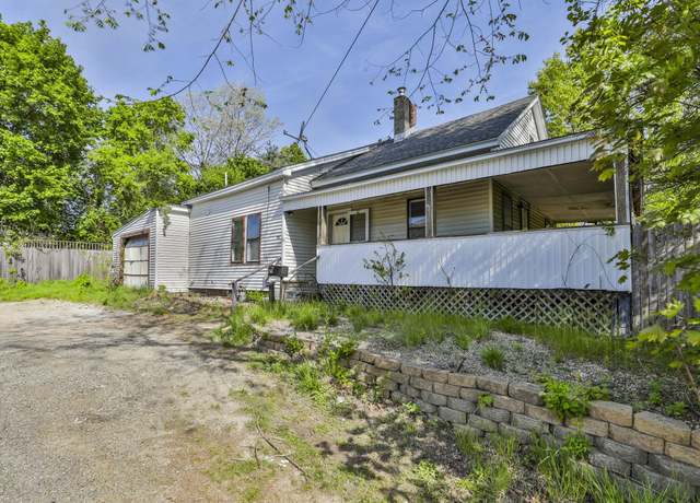Property at 25 Lowell Rd, Hudson, NH 03051, 3 beds, 1 bath