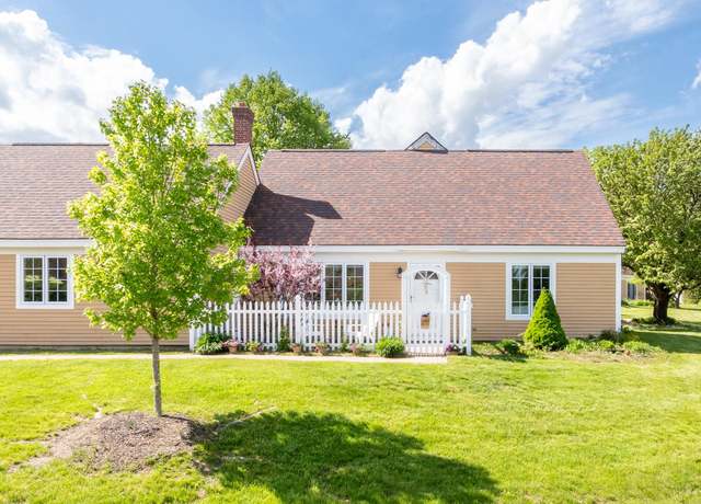 Property at 7 Harvest Ln, Laconia, NH 03246, 2 beds, 2 baths