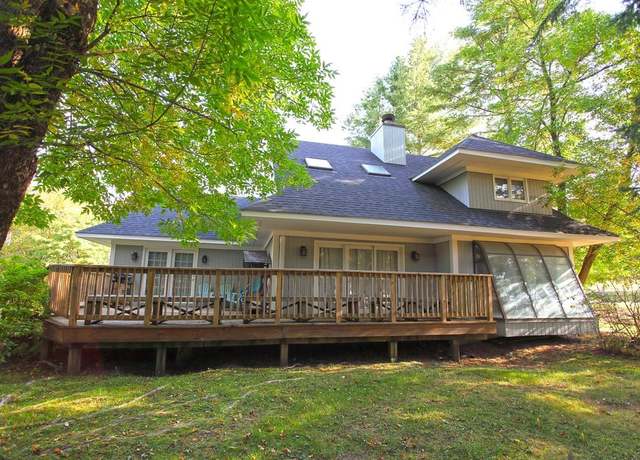 Property at 1 Pheasant Ln, Dover, VT 05356, 3 beds, 3 baths