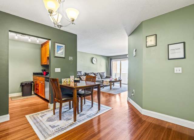 Property at 124 Eastern Ave #104, Manchester, NH 03104, 2 beds, 1 bath