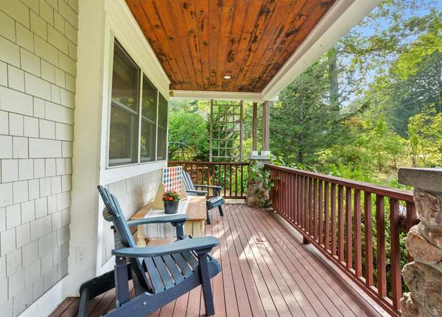 Property at 9 Dattillo Rd, Derry, NH 03038, 4 beds, 2.5 baths