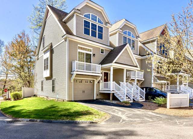 Property at 51 Hackett Hill Rd #27, Manchester, NH 03102, 2 beds, 1.5 baths