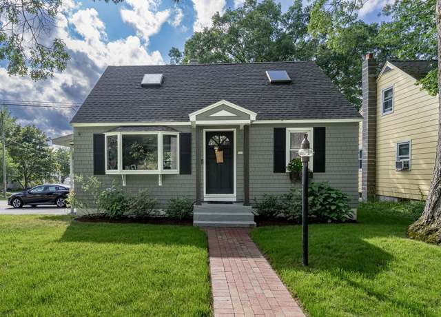 Property at 182 Whitney Ave, Manchester, NH 03104, 3 beds, 1.5 baths