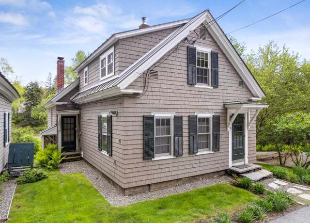 Property at 4 River St, Woodstock, VT 05091, 2 beds, 2.5 baths