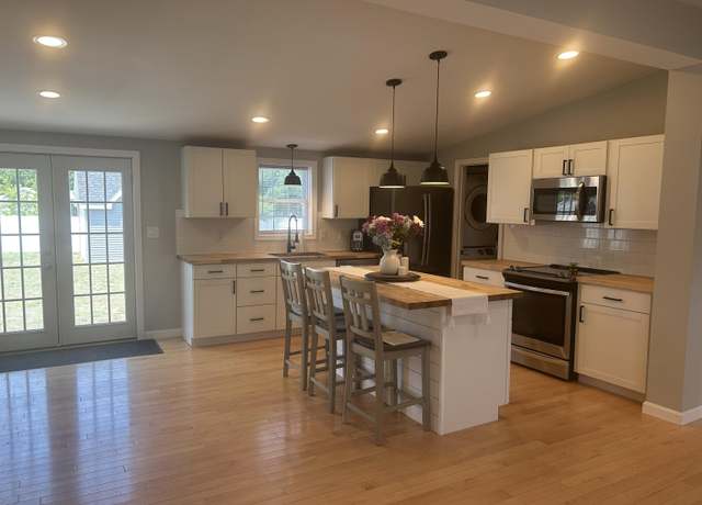 Property at 54 Day Lilly Ln, Rochester, NH 03868, 3 beds, 2 baths