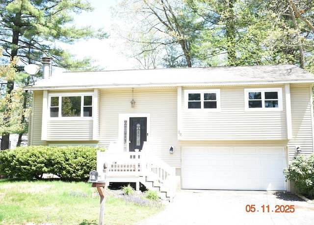 Property at 20 Valencia Dr, Nashua, NH 03062, 3 beds, 2 baths