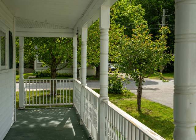 Property at 38 Pollard St, Conway, NH 03818, 3 beds, 1 bath