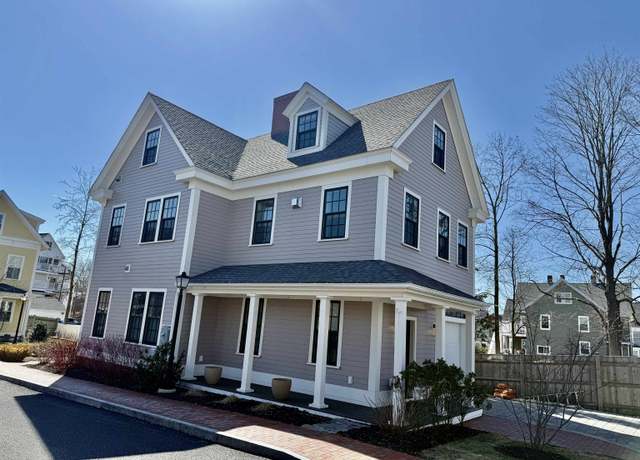 Property at 426 Islington St, Portsmouth, NH 03801, 3 beds, 2.5 baths