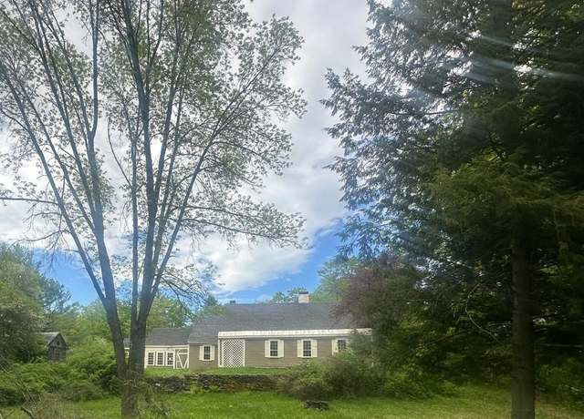 Property at 197 Garey Rd, Thetford, VT 05075, 4 beds, 2 baths