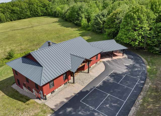 Property at 3 Simon Hill Rd, Ossipee, NH 03864, 4 beds, 3 baths