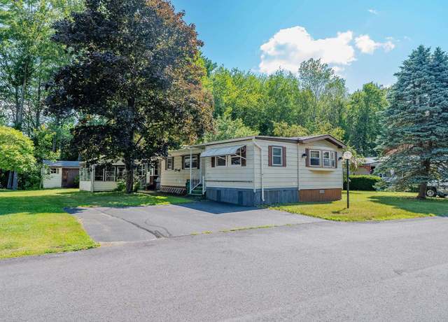 Property at 9 S Blueberry Ln, Rochester, NH 03867, 2 beds, 1.5 baths