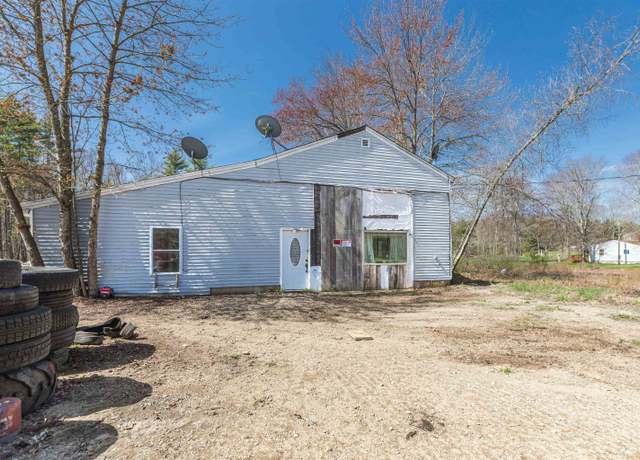 Property at 383 Greenhill Rd, Barrington, NH 03825, 3 beds, 1 bath
