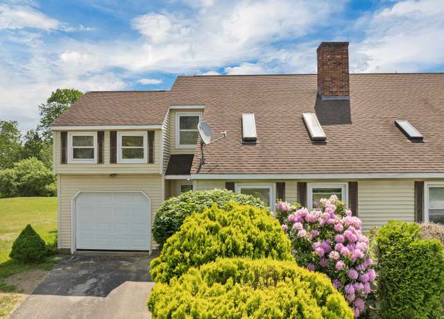 Property at 7L Senter Cove Rd, Derry, NH 03038, 2 beds, 1.5 baths