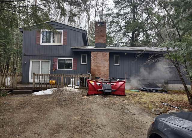 Property at 32 St Moritz St, Moultonborough, NH 03254, 3 beds, 2 baths