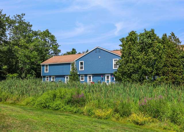 Property at 69 Stonegate Ln, Derry, NH 03038, 2 beds, 1.5 baths