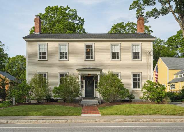 Property at 136 Main St, Francestown, NH 03043, 4 beds, 3.5 baths