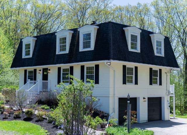 Property at 7 Westview Dr, Rochester, NH 03867, 4 beds, 2.5 baths