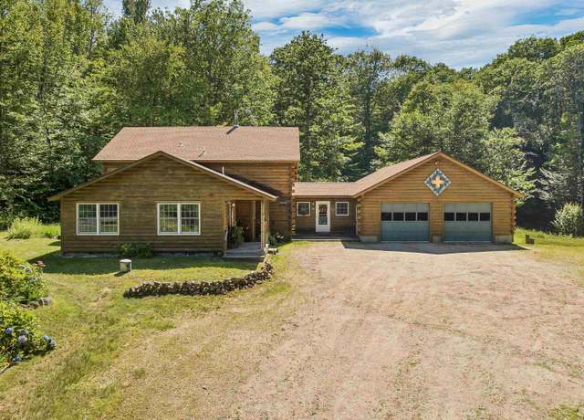 Property at 29 N Wolfeboro Rd, Wolfeboro, NH 03894, 3 beds, 2 baths